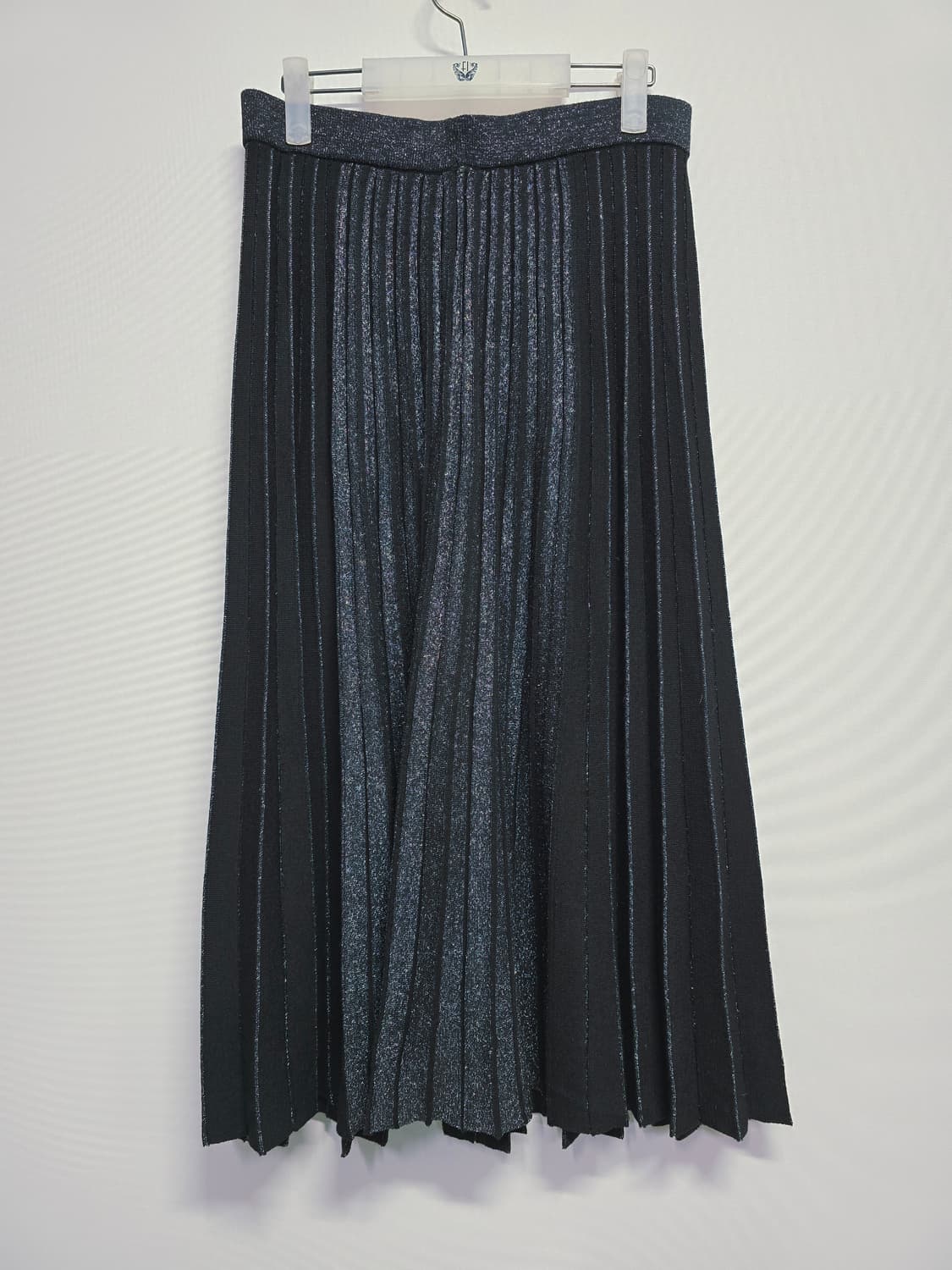 조이너스 블랙 세로 스트라이프 플리츠 롱 스커트 상품이미지2