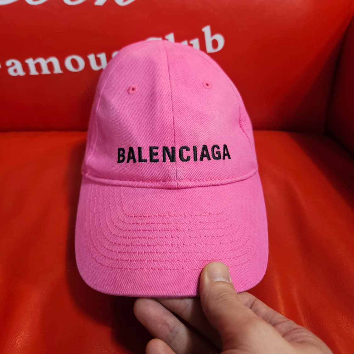 (국내매장)발렌시아가 시그니쳐 자수 로고 볼캡 L size 상품이미지2