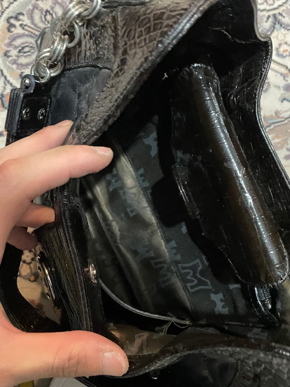 에나멜 레더 백 상품이미지5