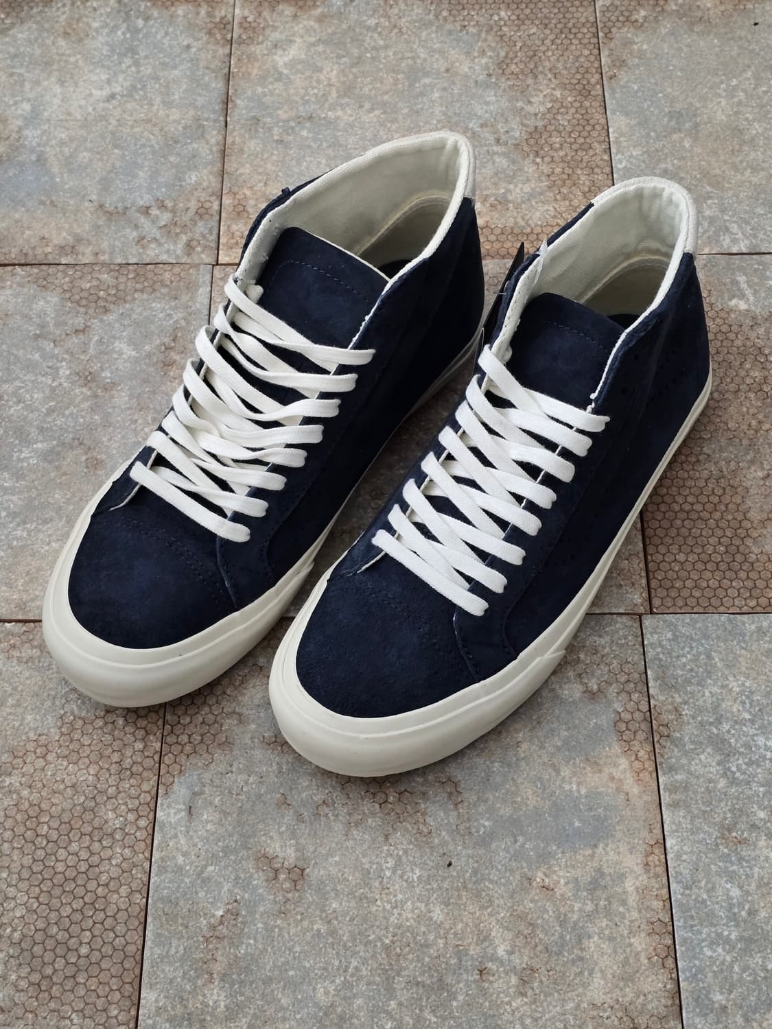 (255)반스 코트 미드 디럭스 네이비  상품이미지1