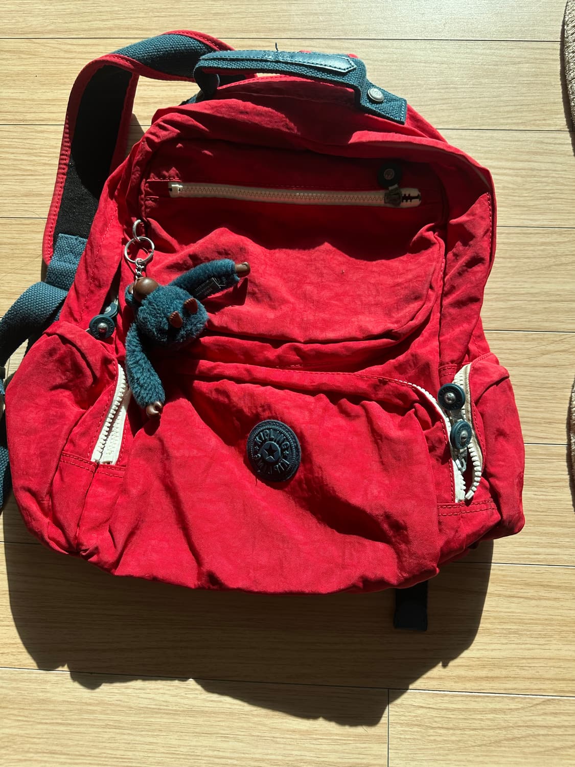 키플링 백팩 판매합니다 상품이미지1