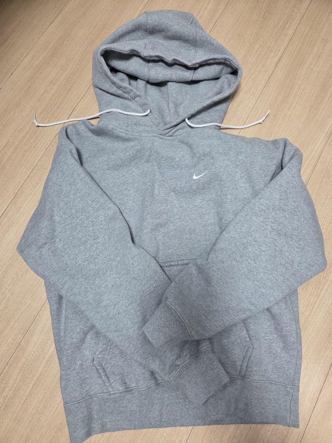 나이키 솔로 스우시 플리스 후드티 그레이 상품이미지1