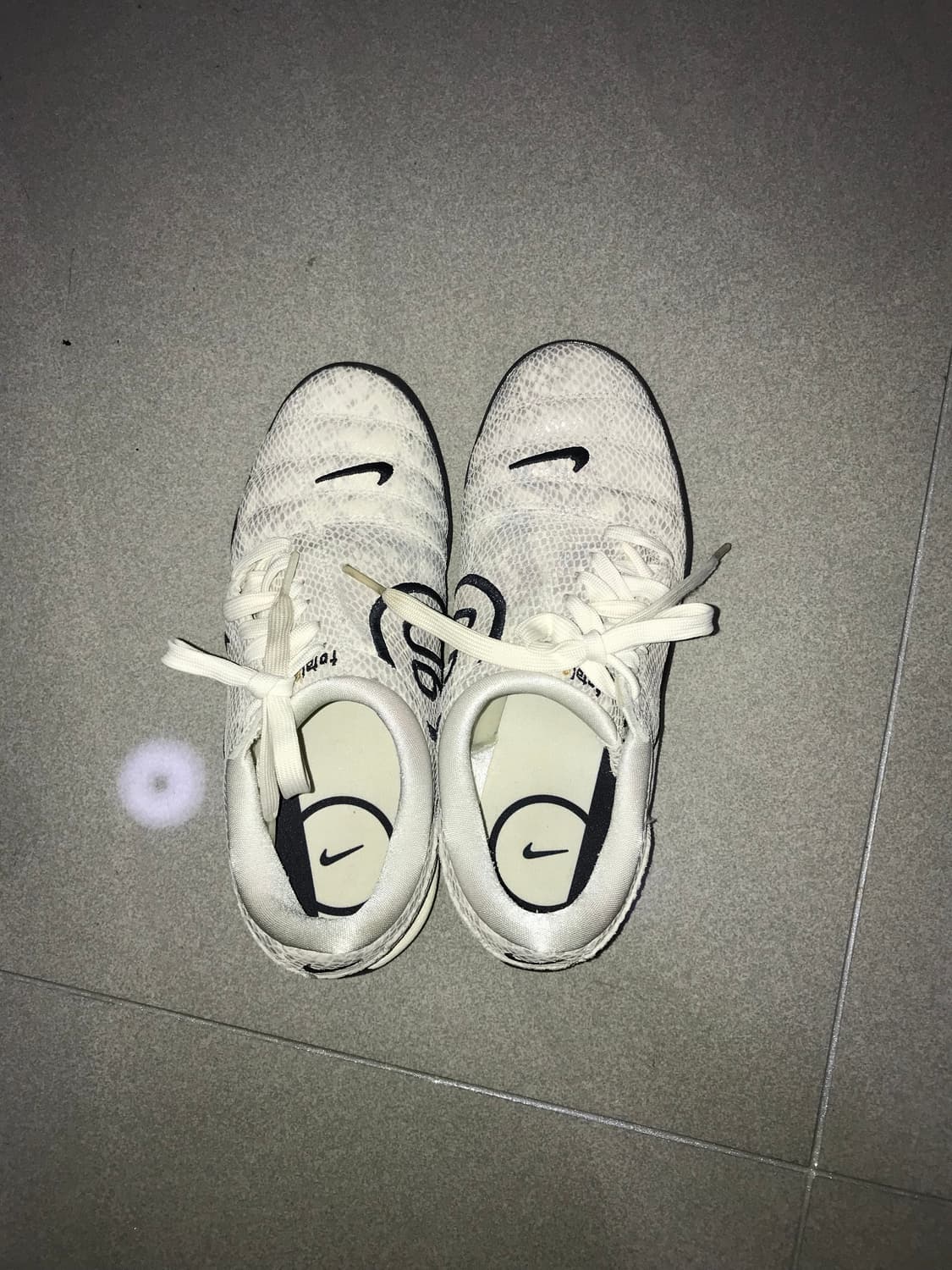 나이키 우먼스 토탈90 T90 SE 페일 아이보리 블랙 235 상품이미지5