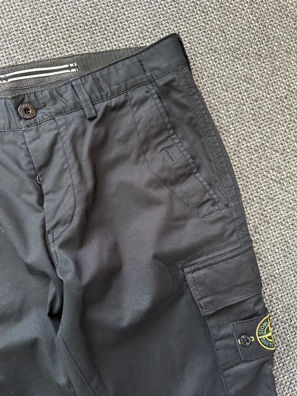 스톤아일랜드 카고 팬츠 상품이미지2