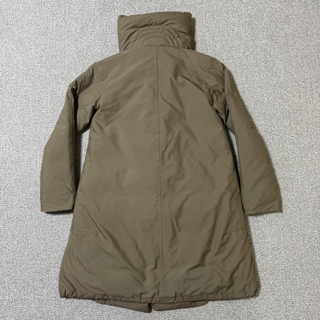 띠어리 패딩 여성용 2사이즈 상품이미지4