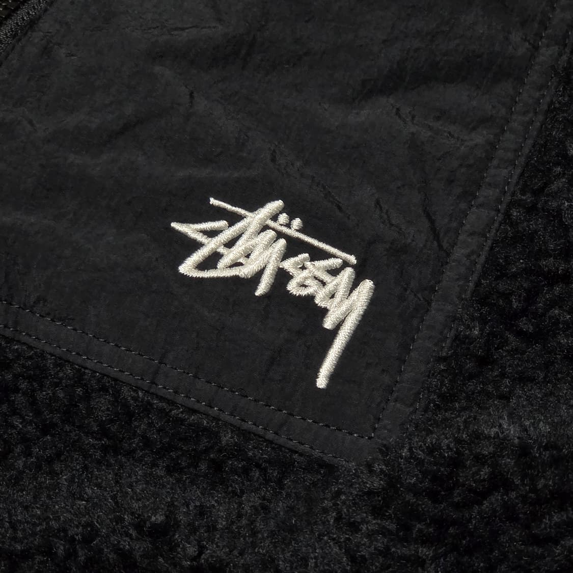 [L] 스투시 쉐르파 리버시블 플리스 자켓 블랙 상품이미지3