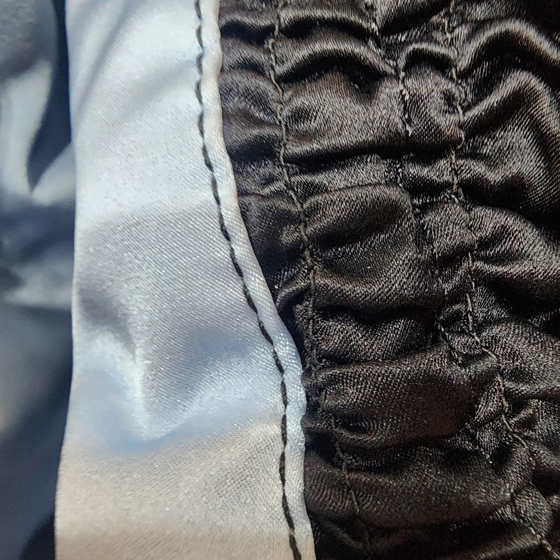 hai 퍼프지나 복조리백 블랙 사용감X 상품이미지10