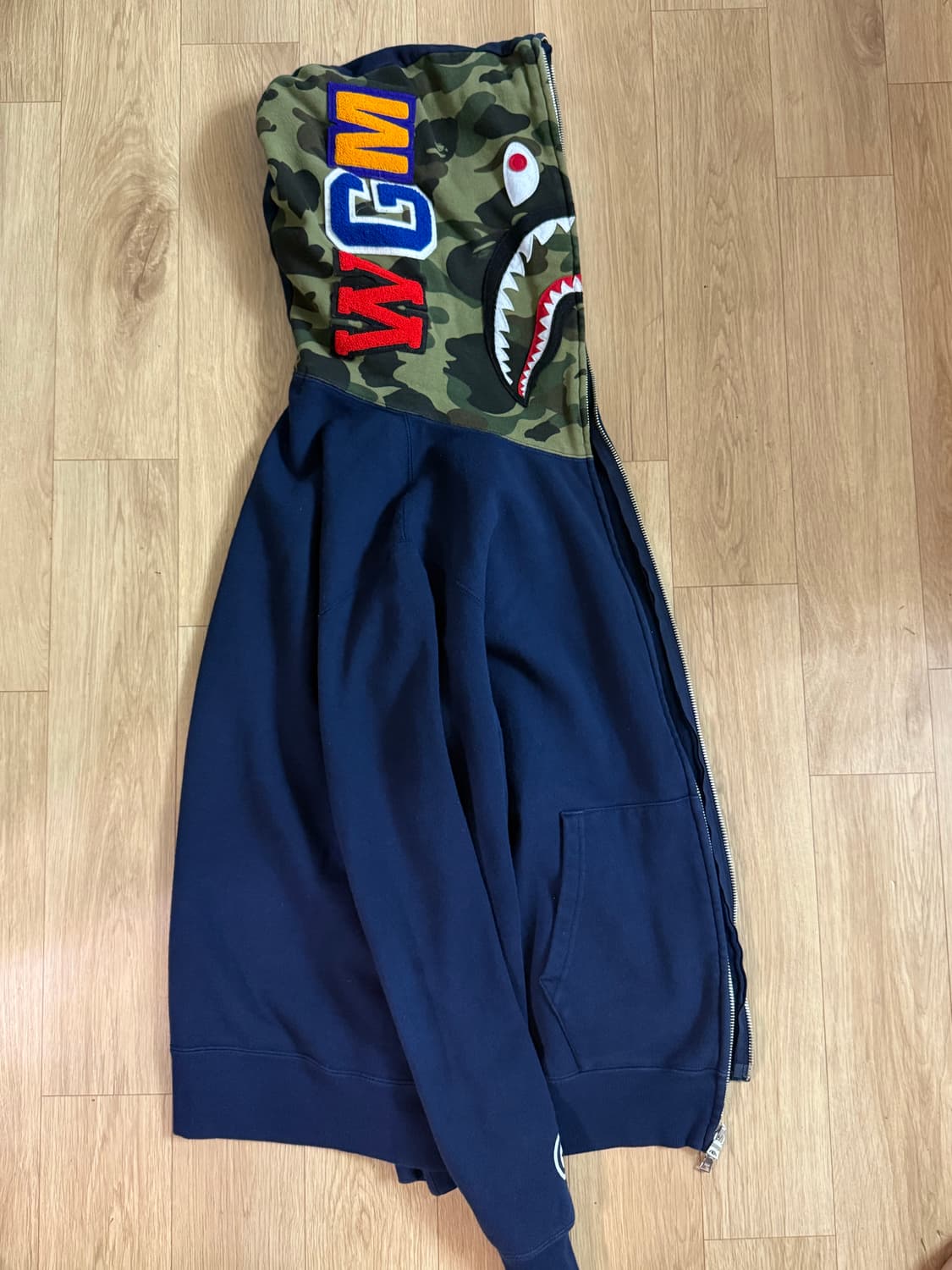 정품 베이프 후드집업 XL 상품이미지3