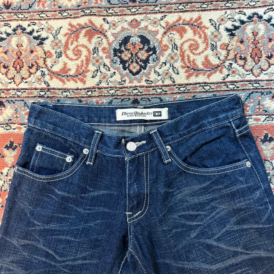 디젤 부츠컷 플레어핏 워싱 데님팬츠 (28) 상품이미지3