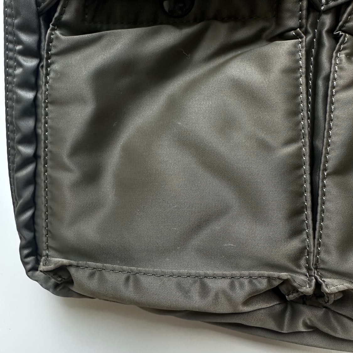 PORTER TANKER SHOULDER BAG (L) 포터 탱커 숄더백 상품이미지5