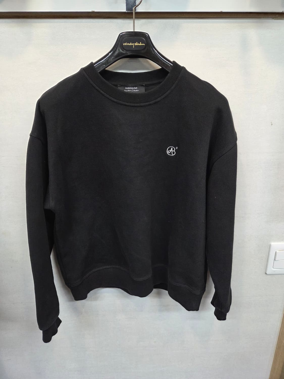 앤더슨벨 시그니처 엠플럼 기모 맨투맨 L 상품이미지1