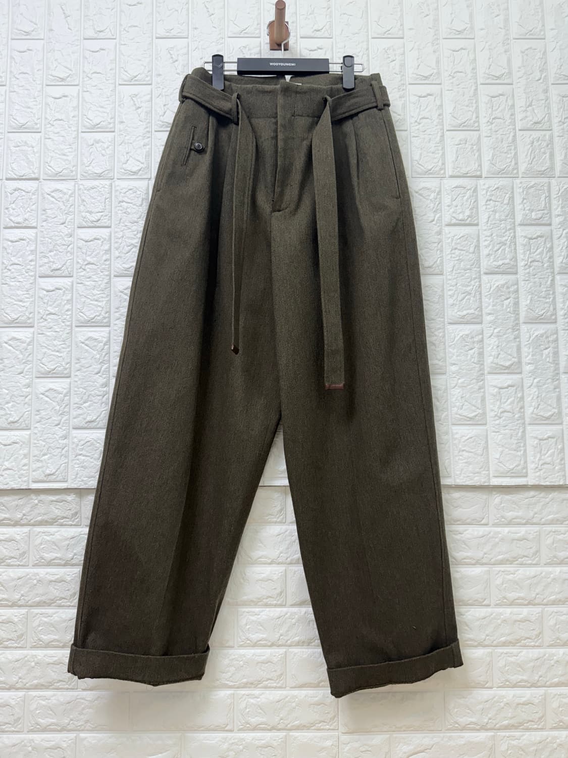 (24FW 새상품)렉토 벨트 벨티드 디테일 하이웨스트 팬츠 카키(M) 상품이미지1