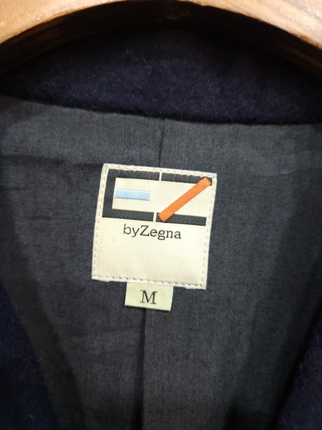 에르메네질도 제냐 멜톤 울 스포츠 자켓
​
 상품이미지3