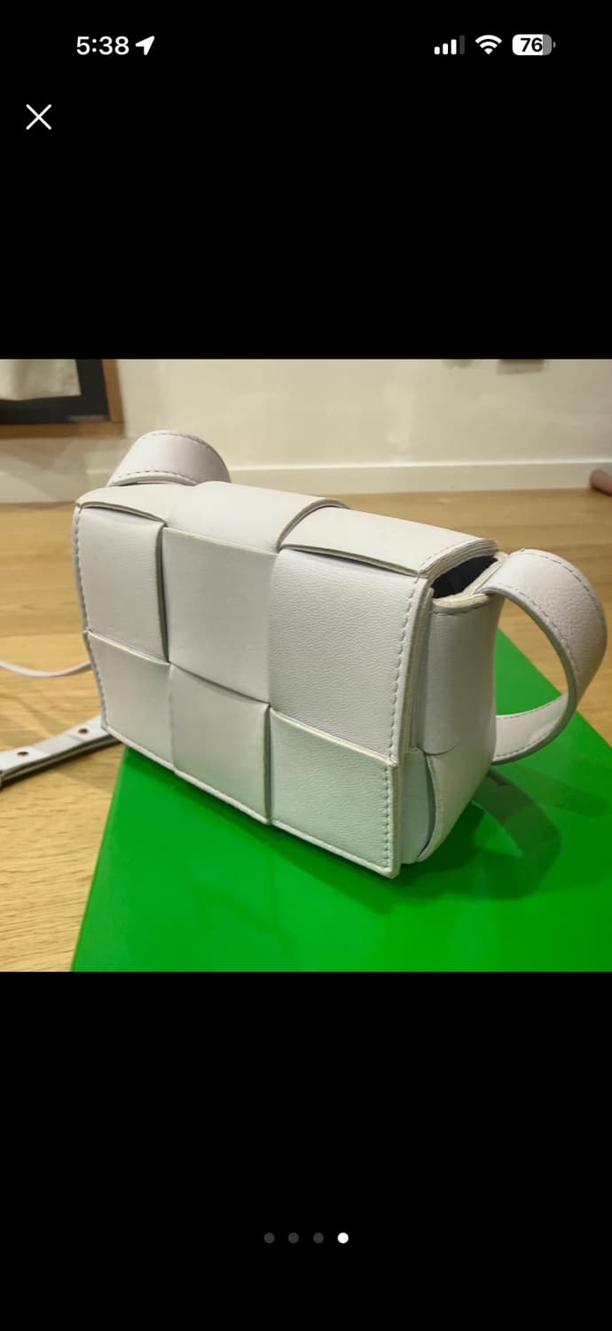 보테가베네타 미니 카세트백 한정판 연보라 파스텔 라벤더 상품이미지4