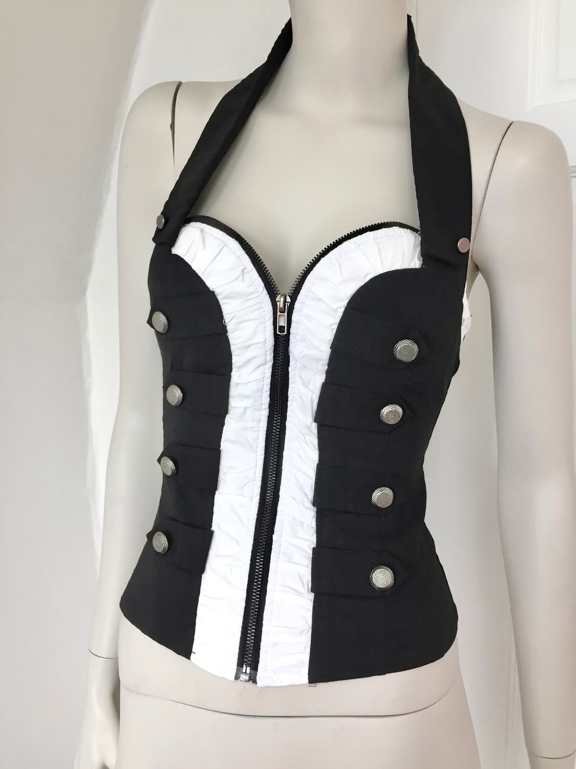 Noir Ruffle Zip Napolen Corset Top 상품이미지3