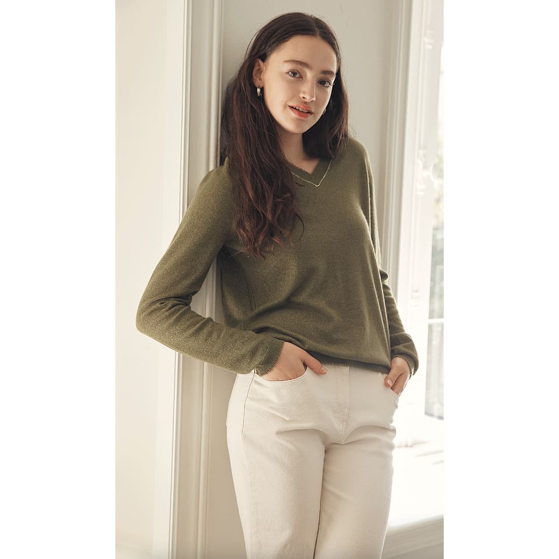 릴리오 by 오일릴리 25 캐시미어 브이넥 니트 (KHAKI) 상품이미지1