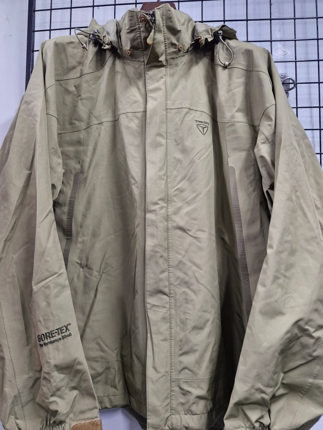 110XXL 트렉스타 고어텍스 바람막이 자켓. 상품이미지5