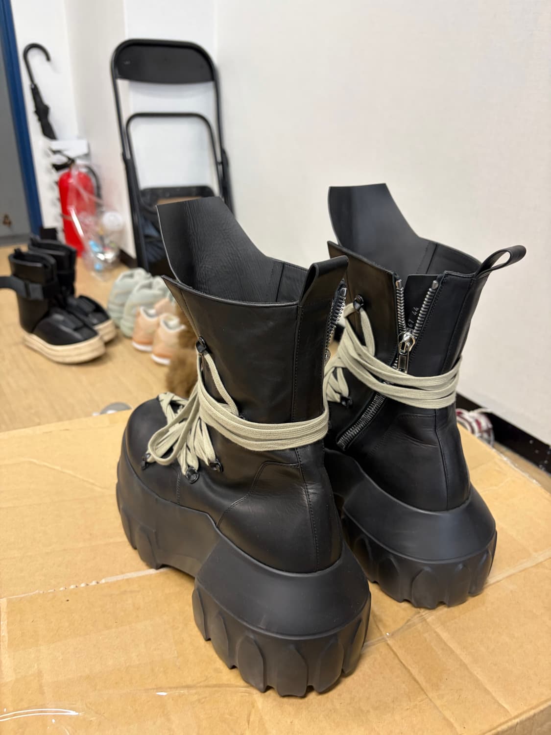 릭오웬스 할리우드 메가트랙터 메가레이스 44 상품이미지2