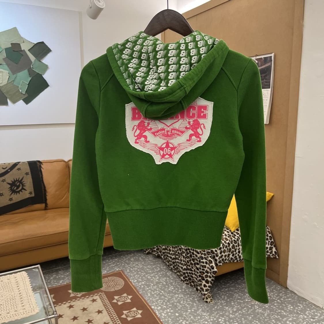 뉴발란스 스트릿 키치 Y2K 레트로그린 크롭 후드집업 85 C10308 상품이미지4