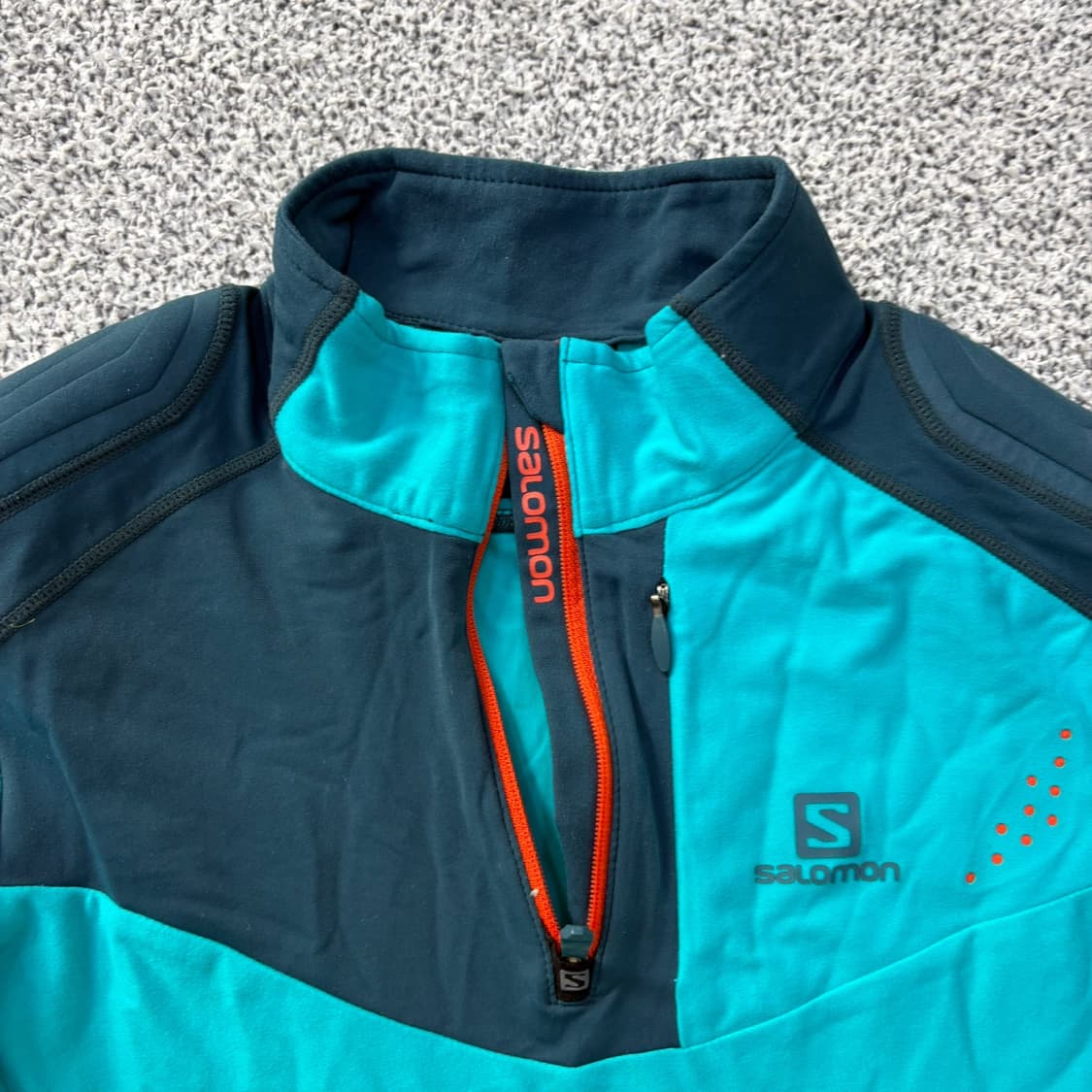 S 살로몬 등산 기능성 반집업 긴팔티 0402J 상품이미지3