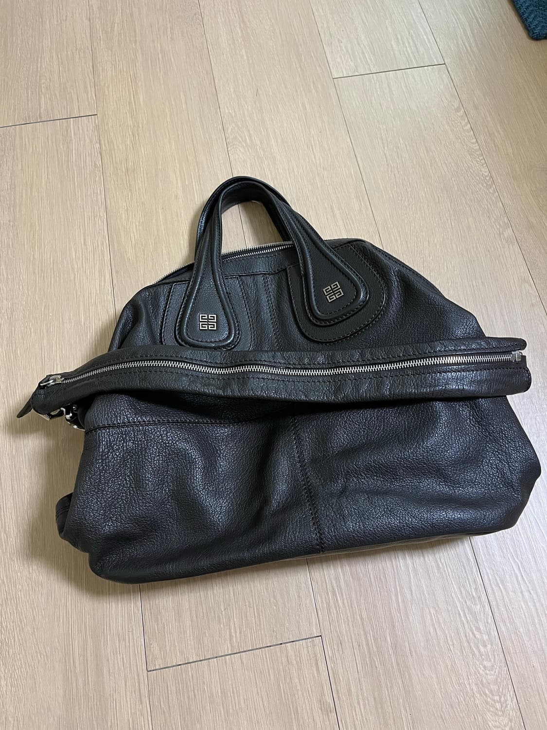 지방시 나이팅게일백 다크브라운 상품이미지3