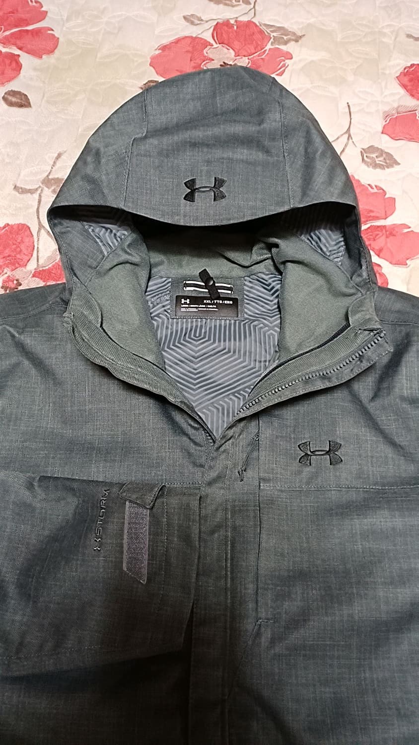 언더아머 바람막이 110 가슴63 기장85 상품이미지5