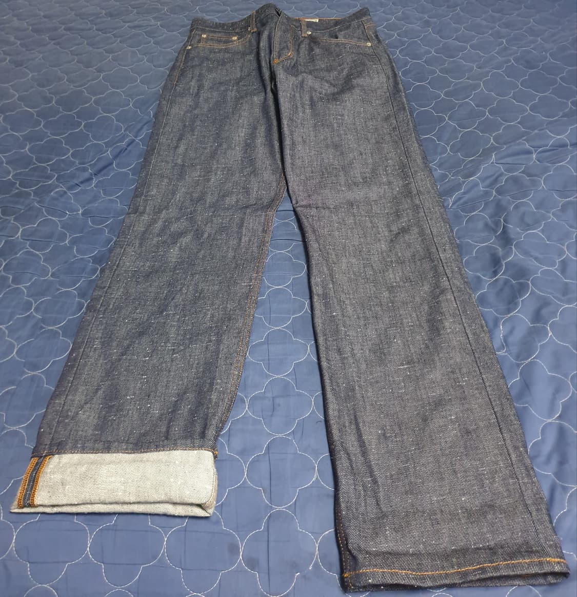 모드나인 MOD1 레귤러핏 생지 데님진 (32) 상품이미지1