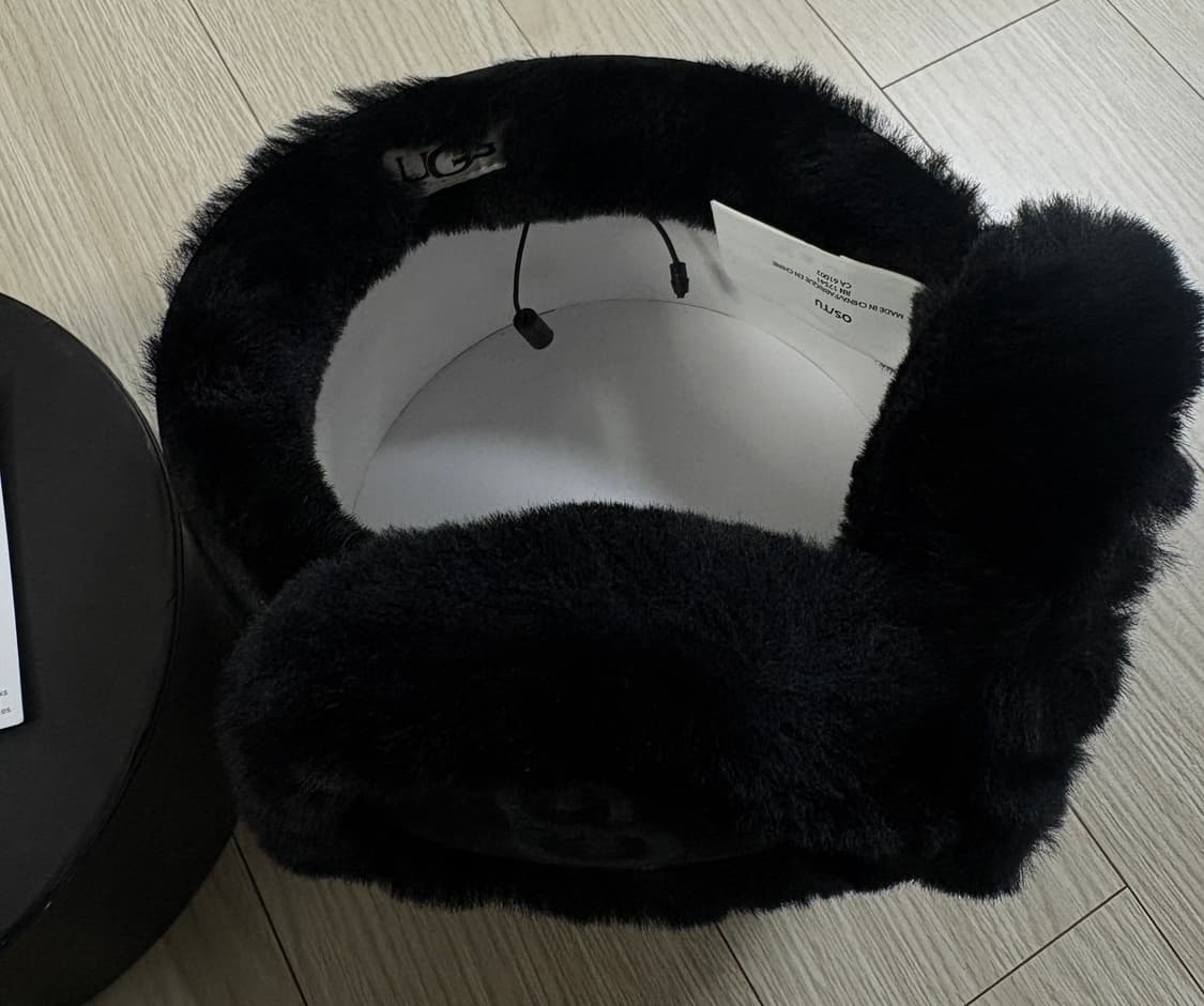 UGG EMBROIDERED LOGO EARMUFF 상품이미지3