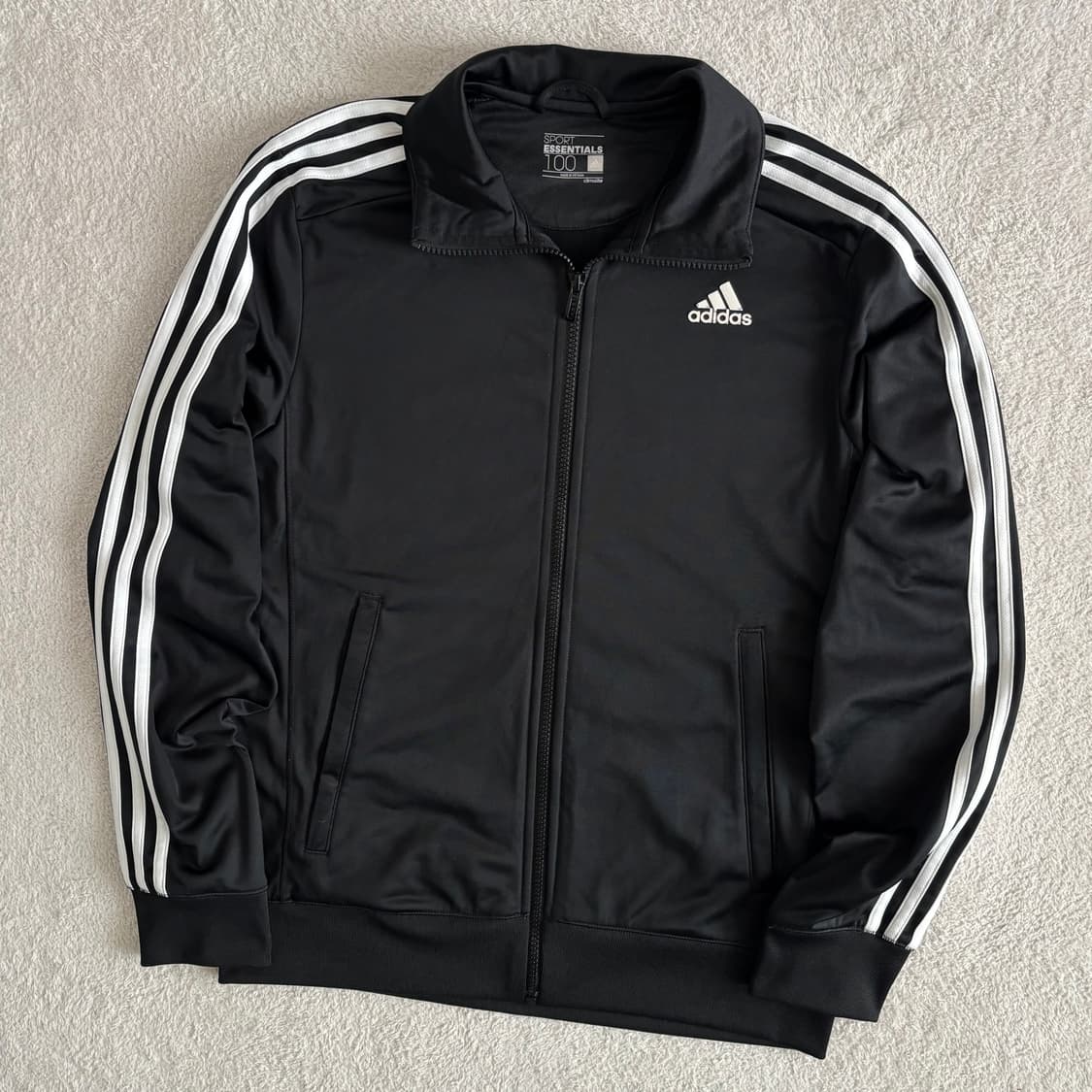 아디다스 스포츠에센셜 블랙 스몰로고 풀집 트랙탑 져지 상품이미지1