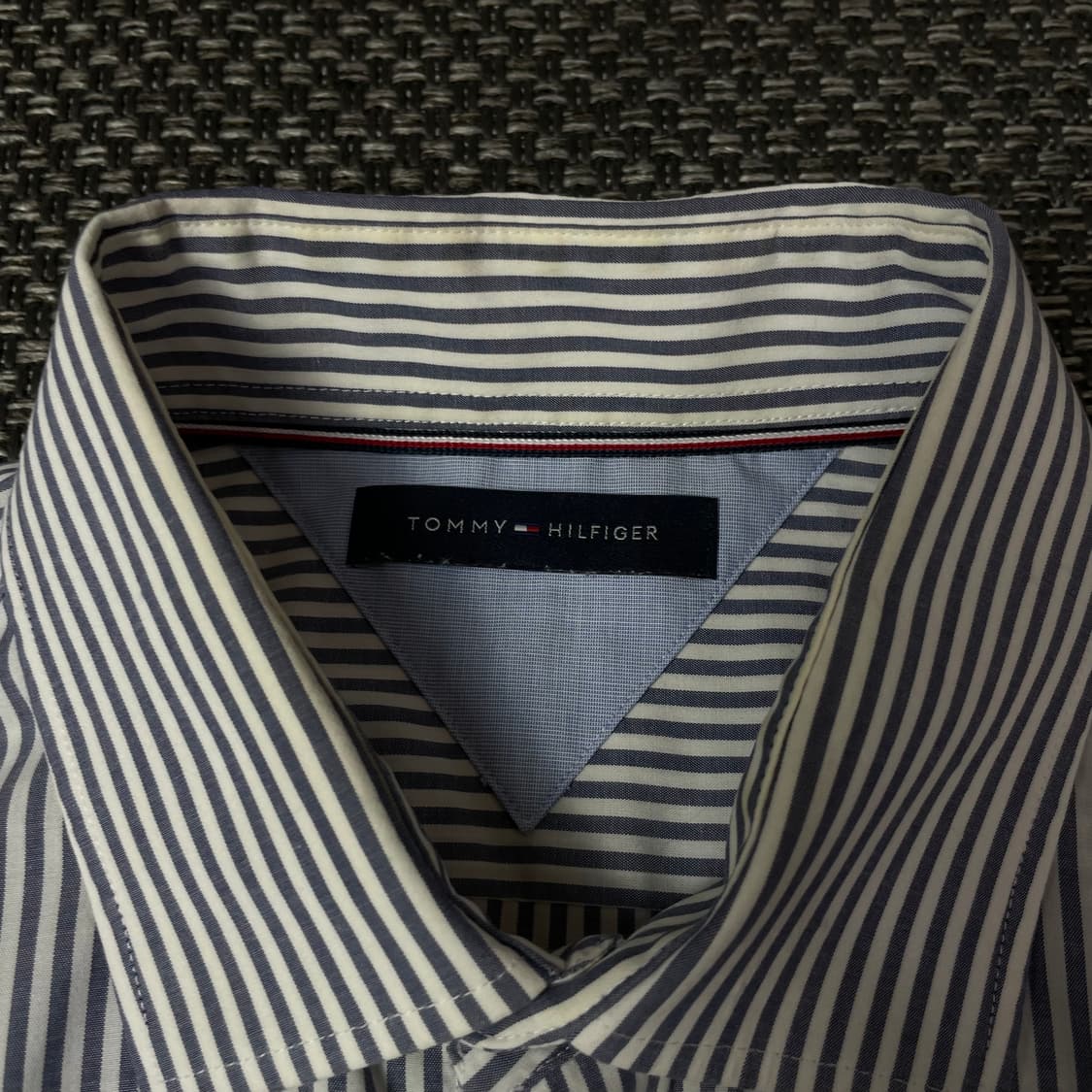 타미힐피거 블루 스트라이프 베이직 긴팔 셔츠 상품이미지4