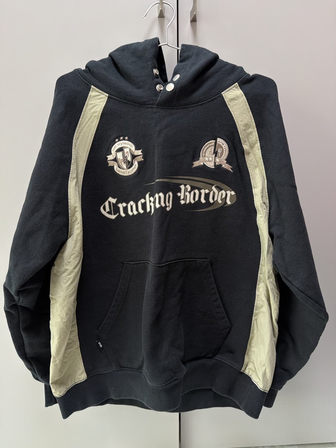 꼼파뇨 후드티 상품이미지1