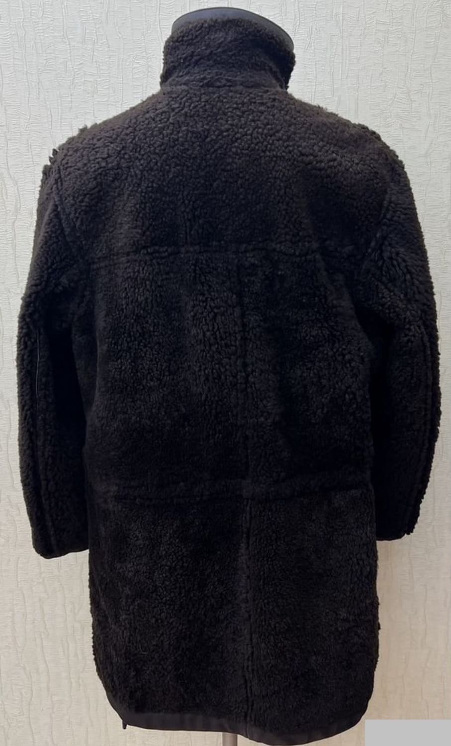 루이비통 벨티드 코트(무통-쉽스킨 레더)56 사이즈-해외발송 상품이미지9