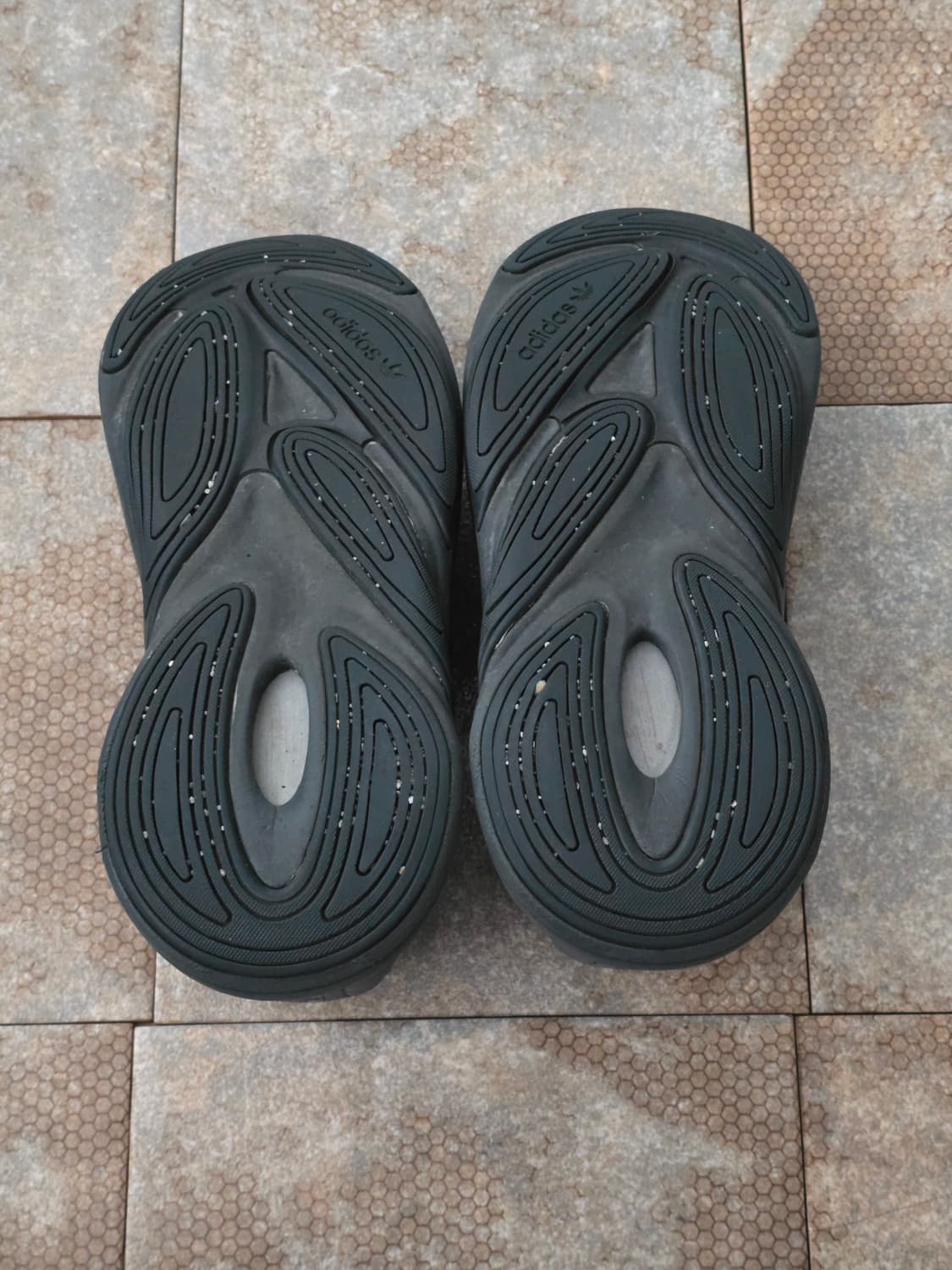 (240)아디다스 오젤리아 그레이 블랙 상품이미지9