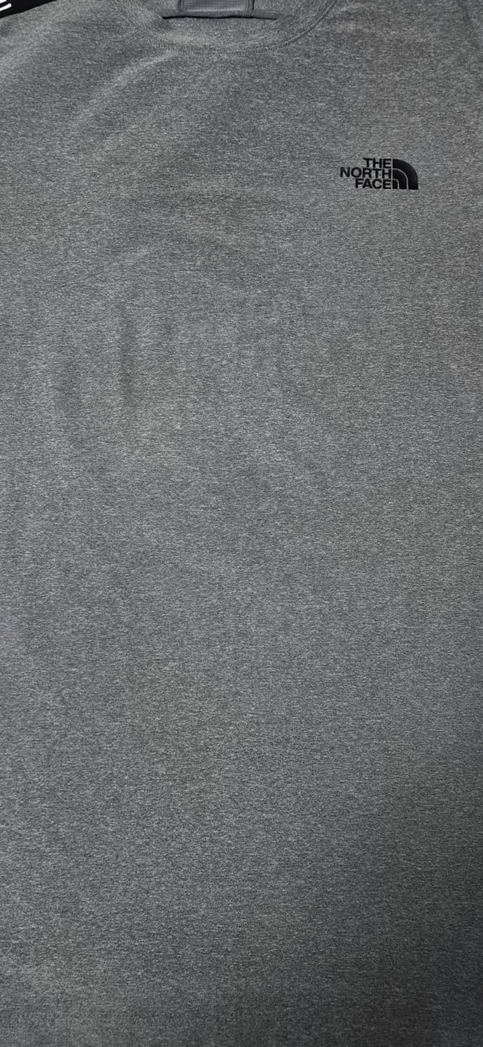 노스페이스 반팔티 90 사이즈 상품이미지5