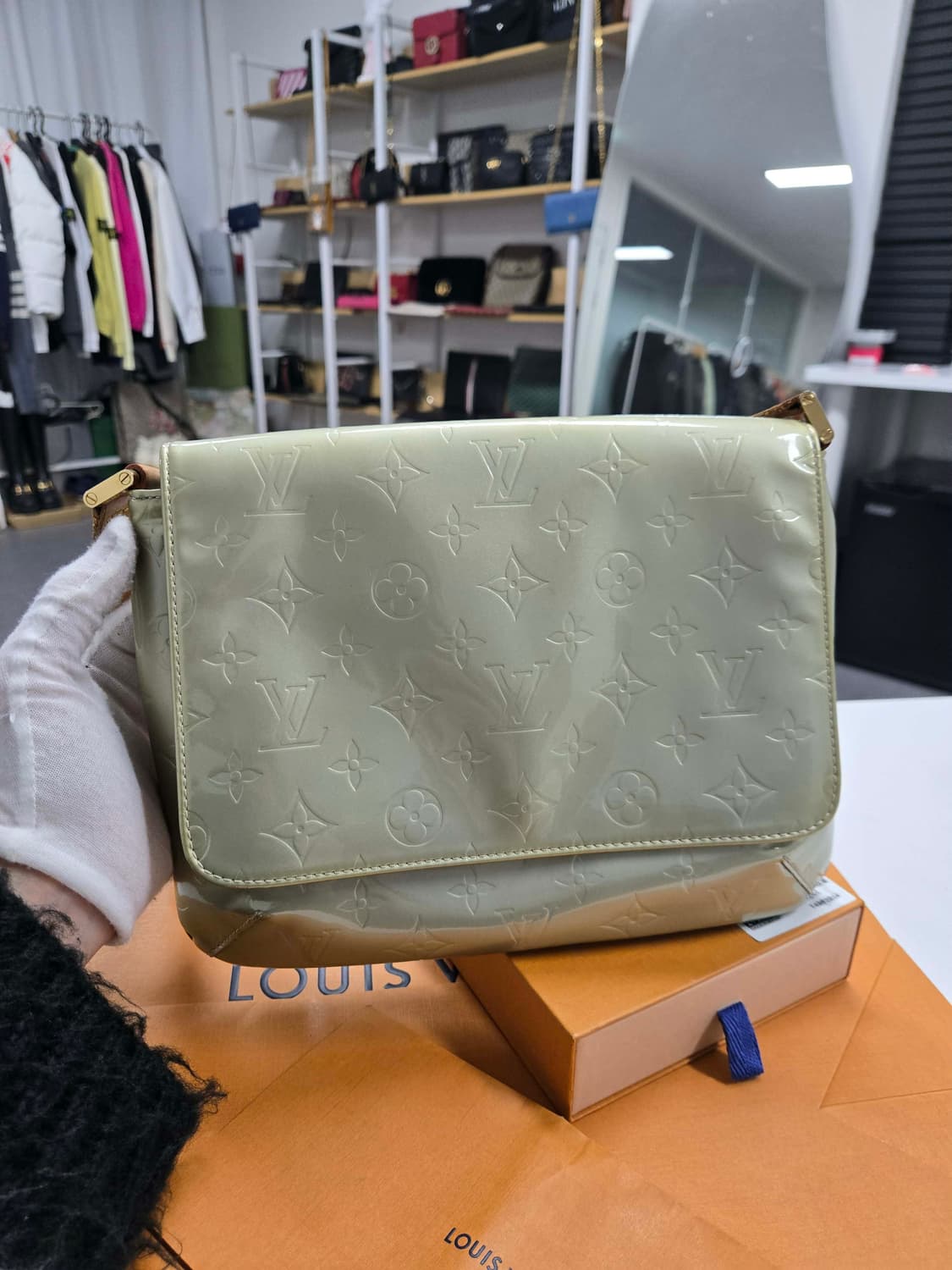 [50%세일] 루이비통 베르니 숄더백 상품이미지1