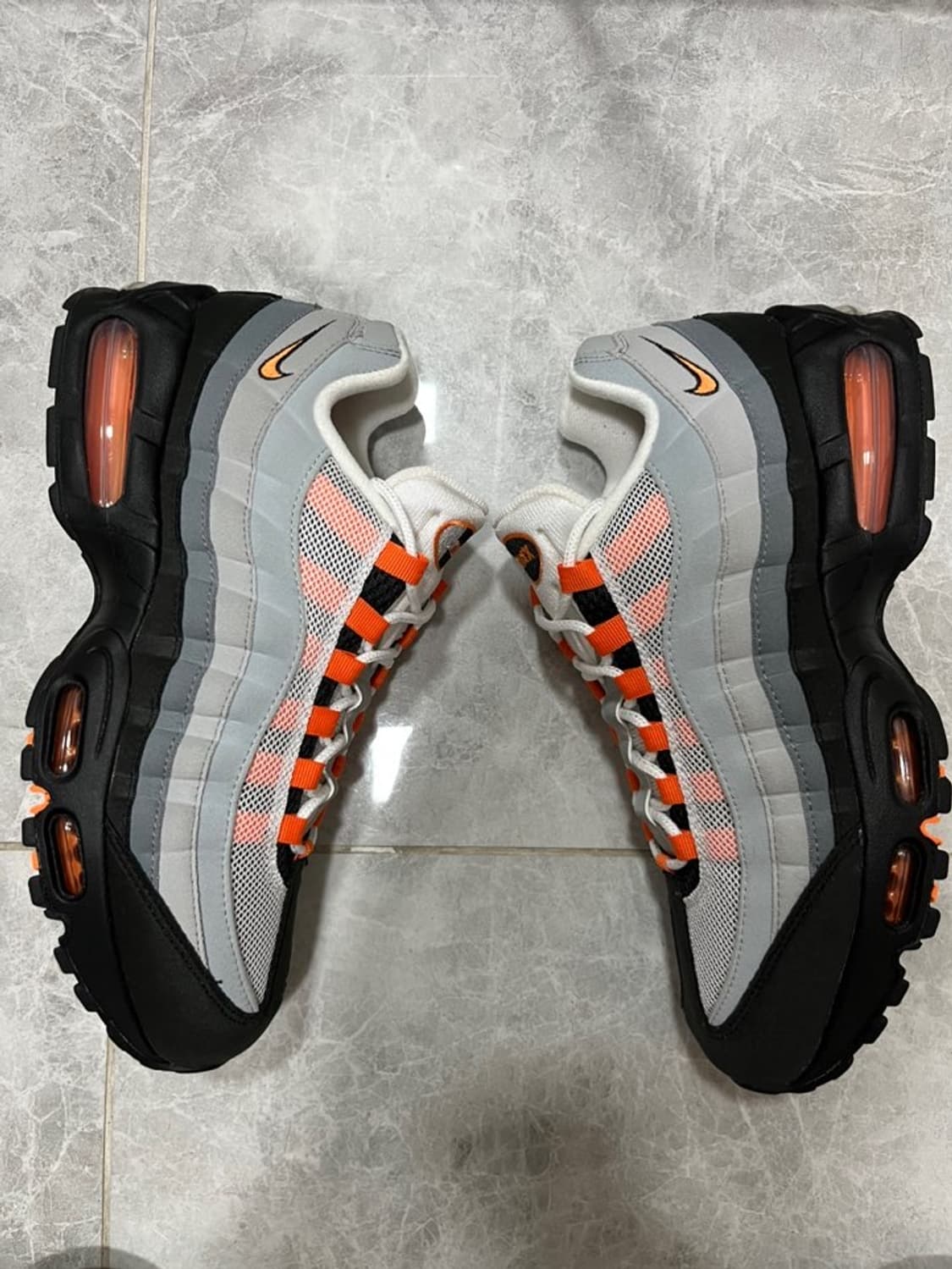 나이키 에어맥스 95 Air Max 95 OG 브라이트 만다린 (275) 상품이미지4