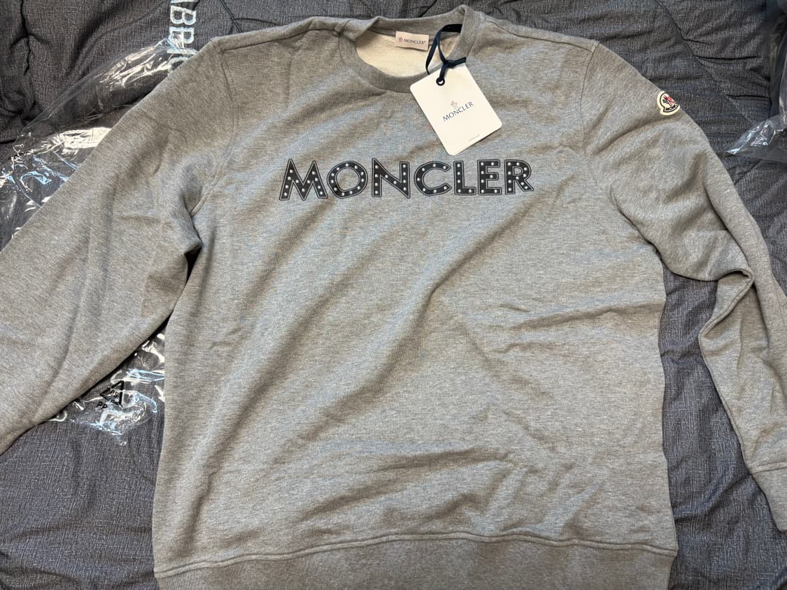 2xl 몽클레어 징로고 맨투맨 그레이 상품이미지1