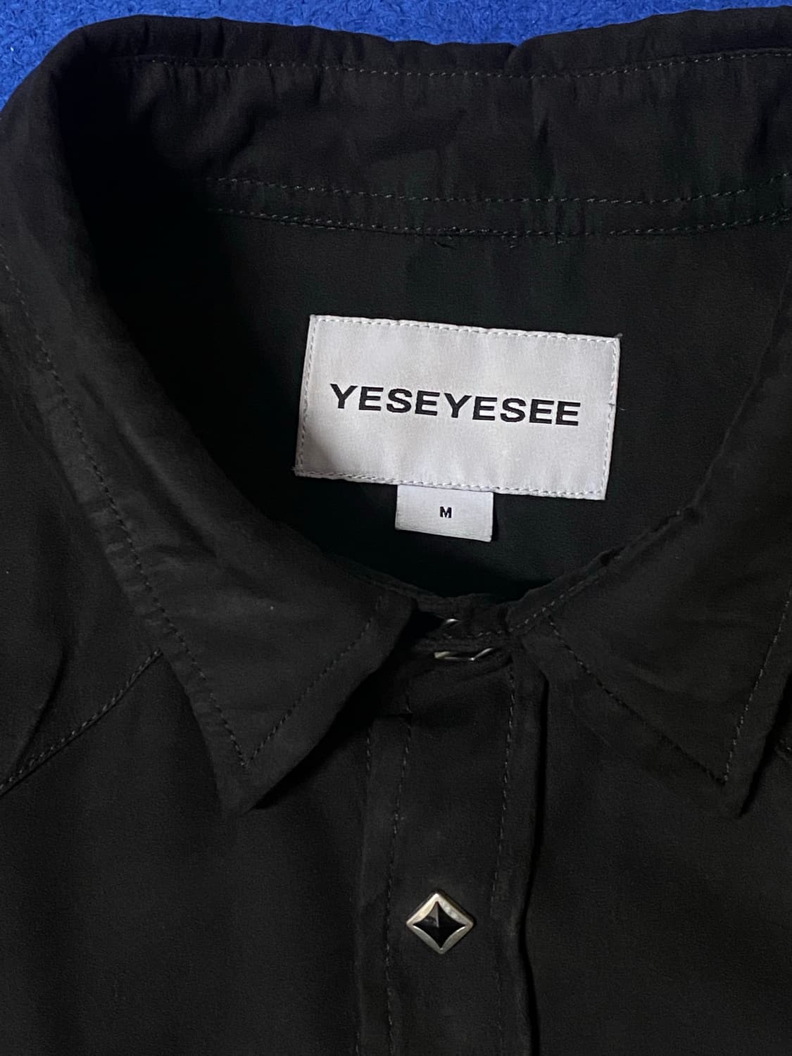 YESEYESEE 예스아이씨 블랙 스웨이드 셔츠 M 상품이미지5