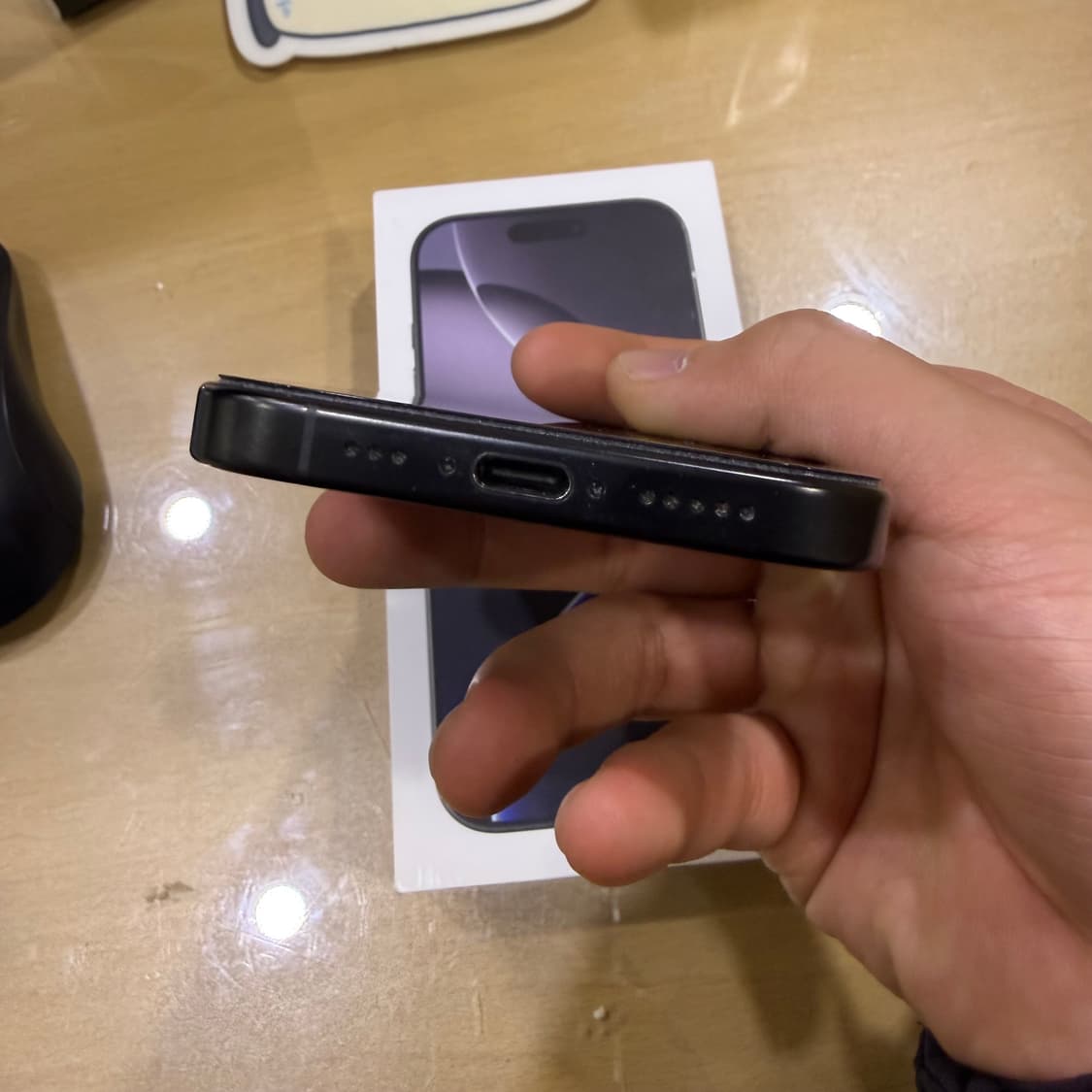 아이폰16프로 1테라 상품이미지5