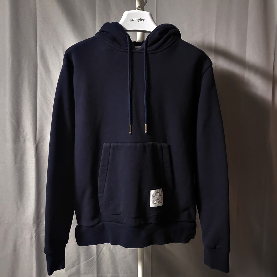 [2 size]톰브라운 백삼선 후드티 상품이미지2