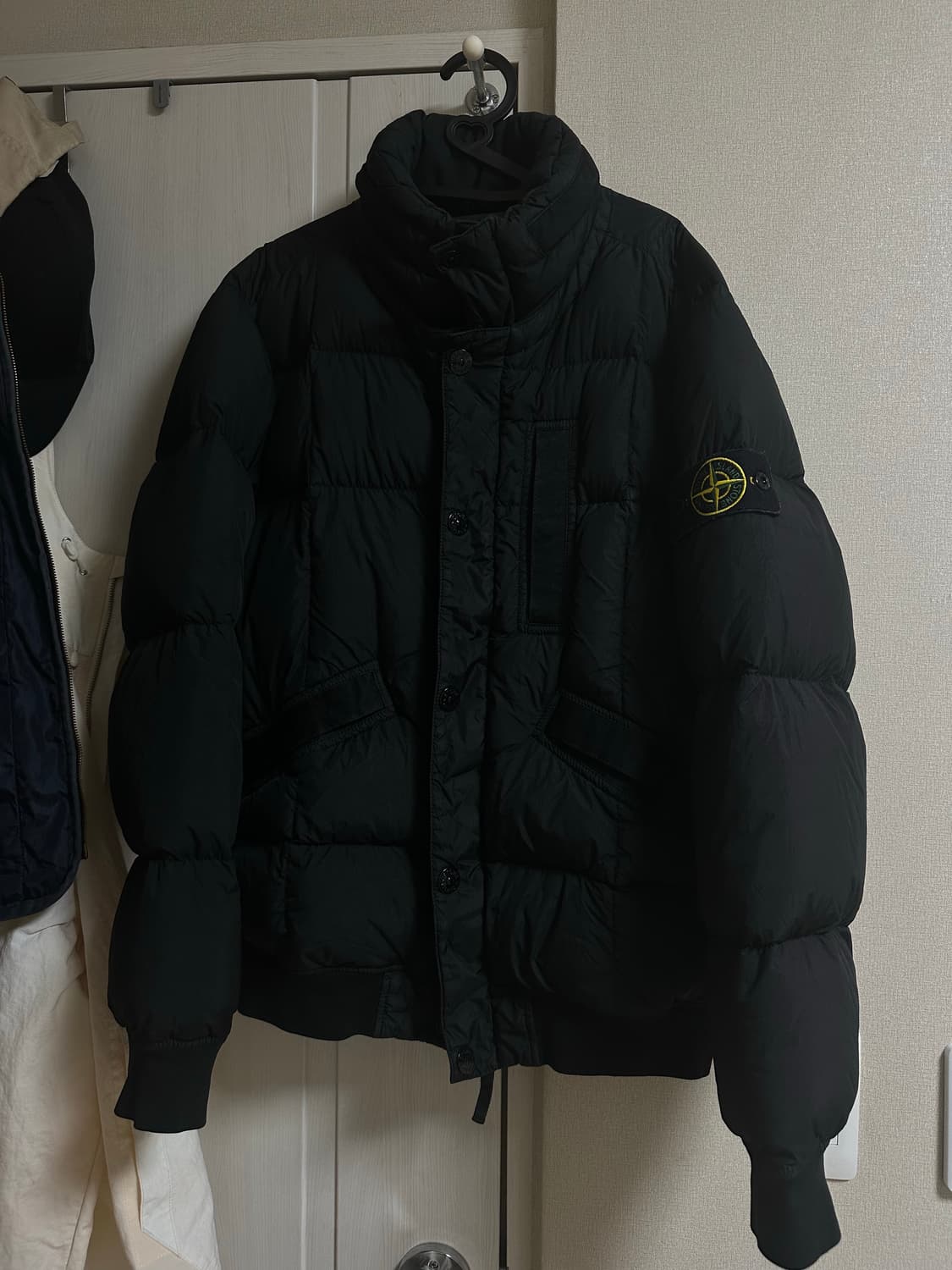 스톤아일랜드 크링클랩스 패딩 19fw 블랙 L 상품이미지2