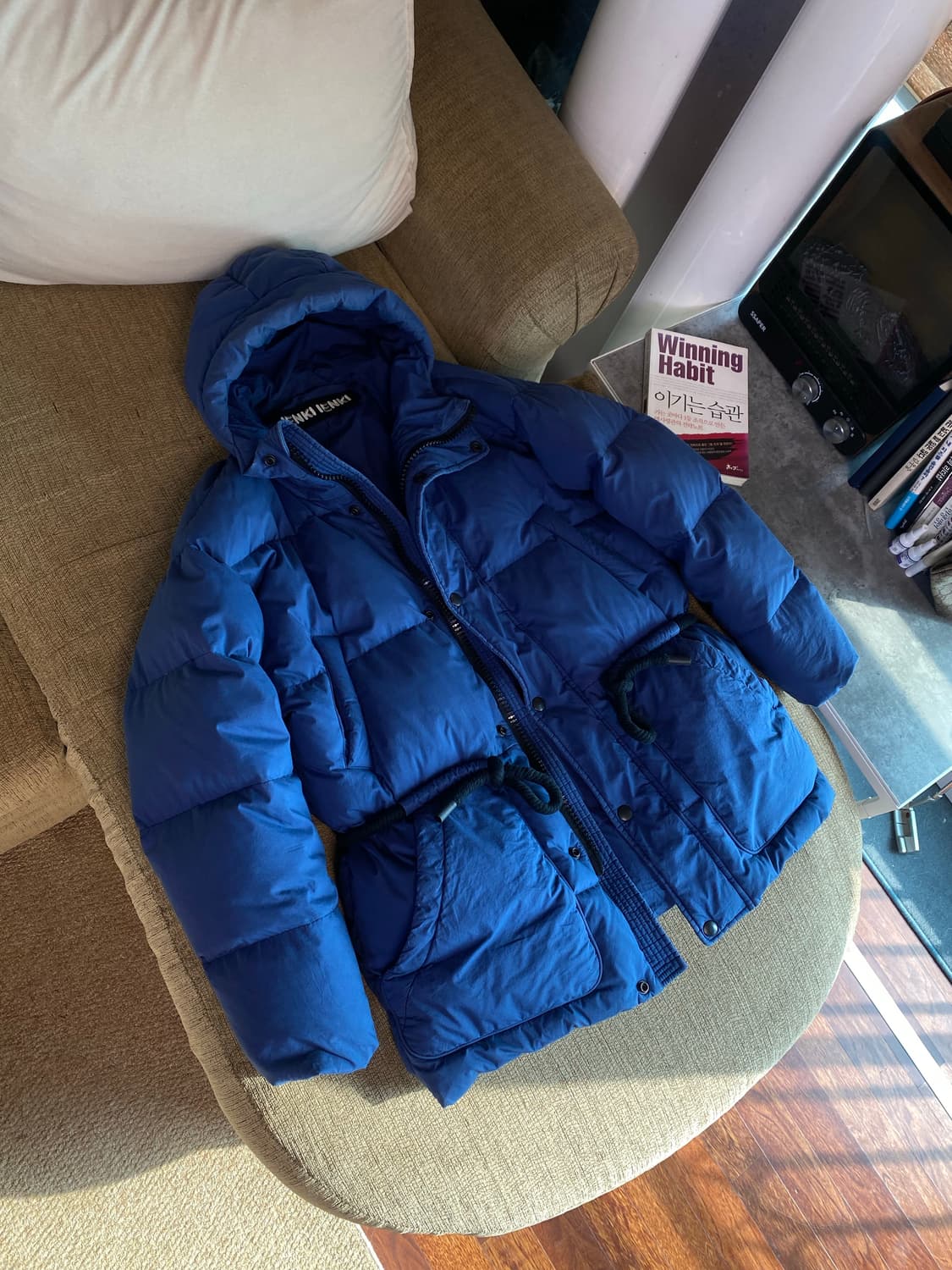 옌키옌키 (IENKI IENKI) 미쉐리 블루인크컬러 구스 푸버패딩 상품이미지4