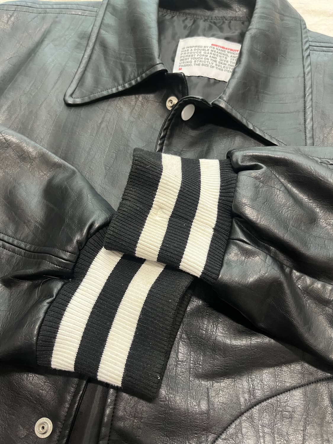 벌스데이수트 에코 레더 스타디움 자켓 상품이미지4