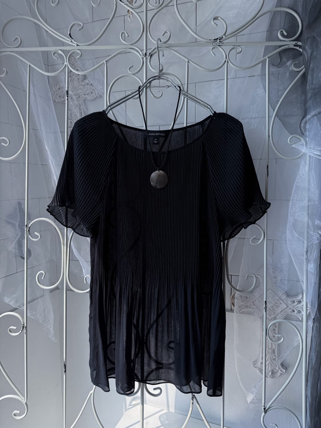 Banana Republic Pleated Blouse 0350 상품이미지1