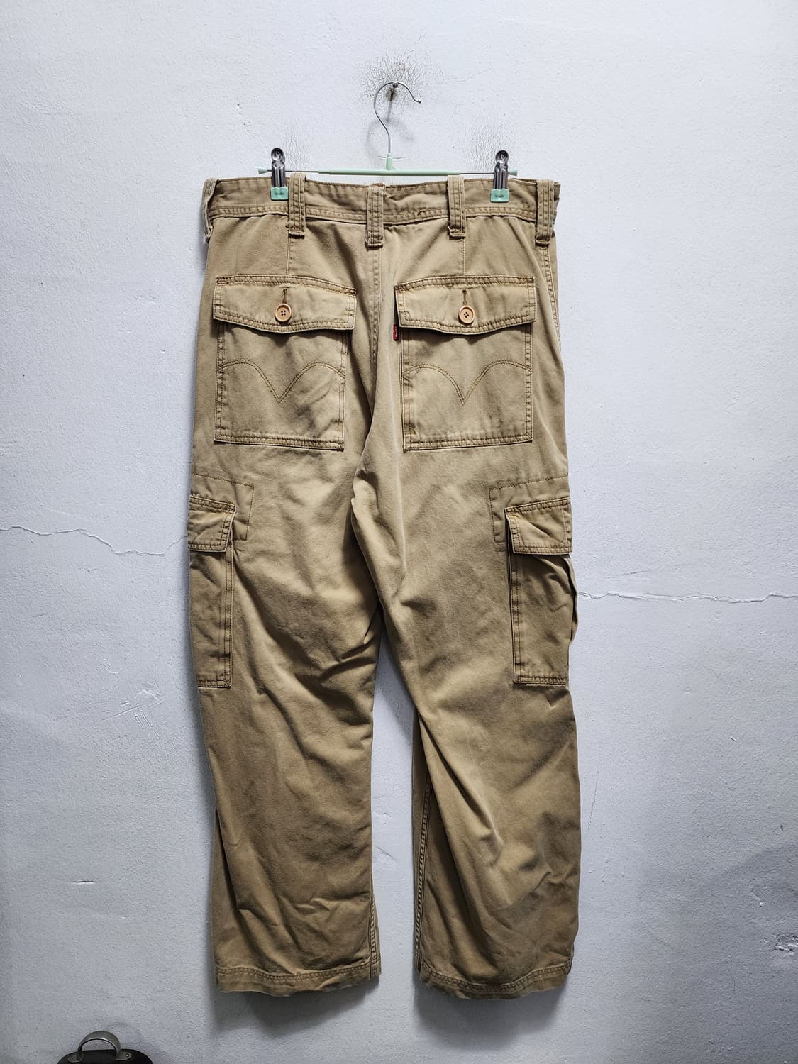 리바이스 베이지 레드탭 카고바지  상품이미지1
