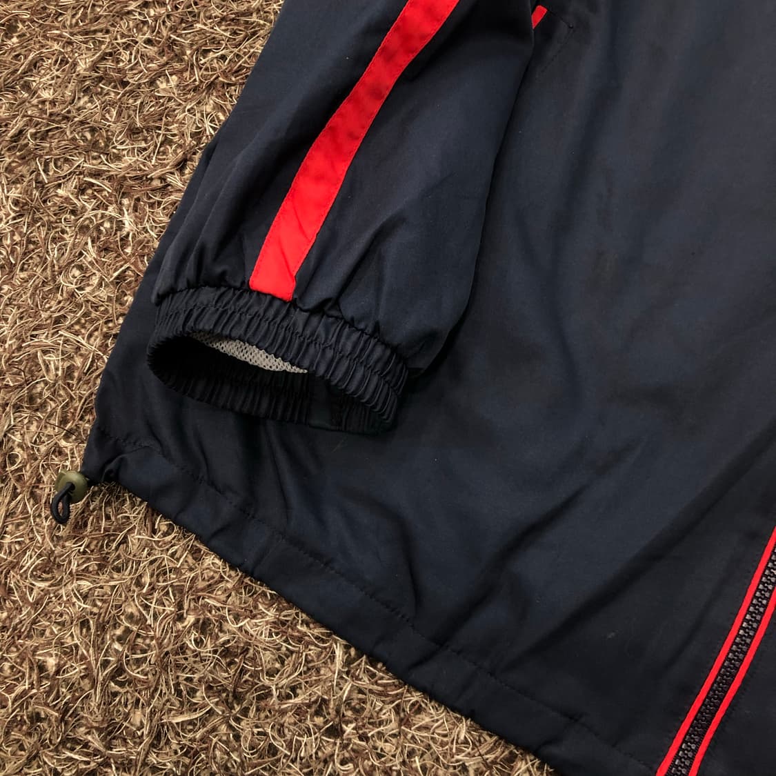 나이키 올드스쿨 빅로고 바람막이 자켓 상품이미지3