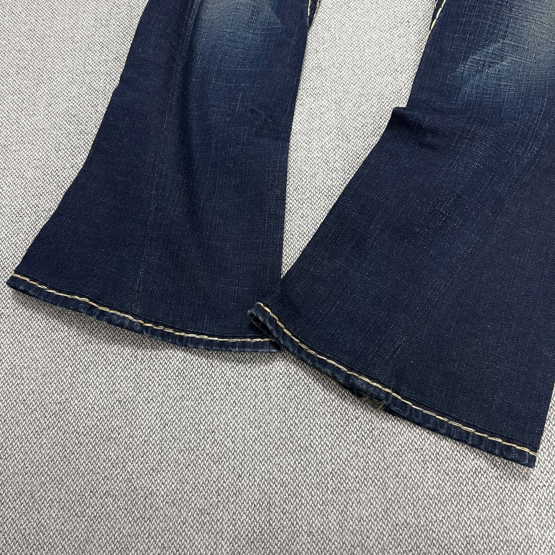 트루릴리전 조이 슈퍼티 스티치 데님팬츠(27) 상품이미지8
