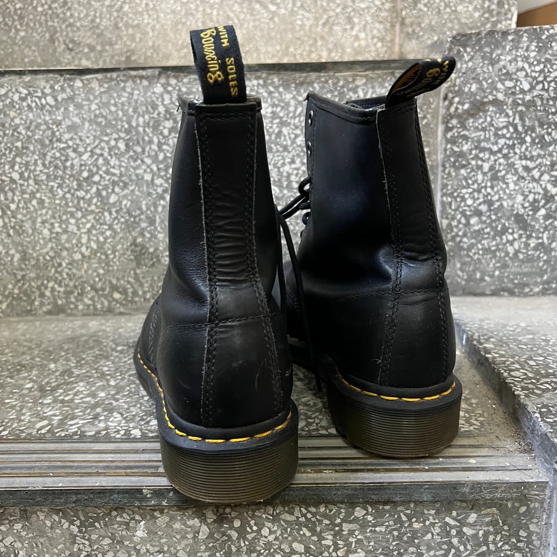 닥터마틴 1460 8홀 부츠 상품이미지3