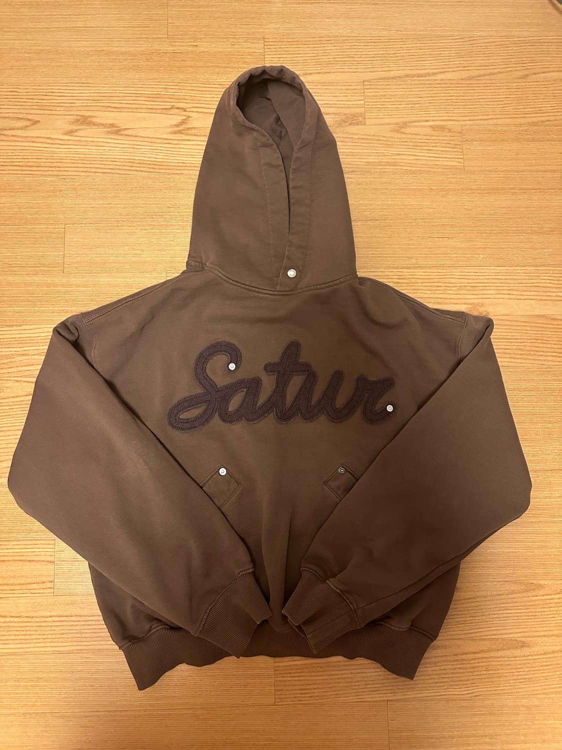 세터 루고 아플리케 리벳 후드 브라운 상품이미지2