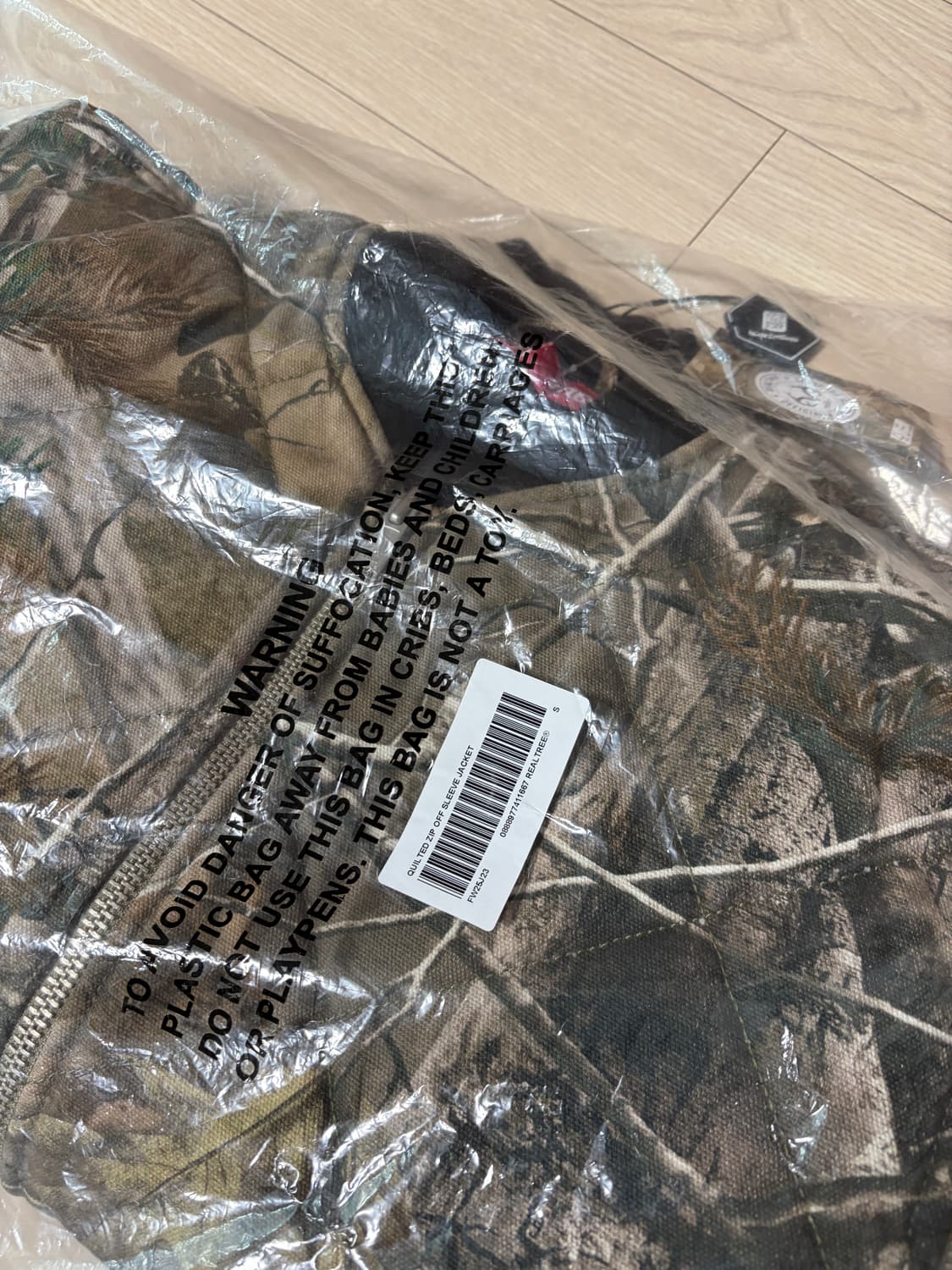 슈프림 집 오프 슬리브 퀼티드 봄버 자켓 리얼트리 상품이미지3